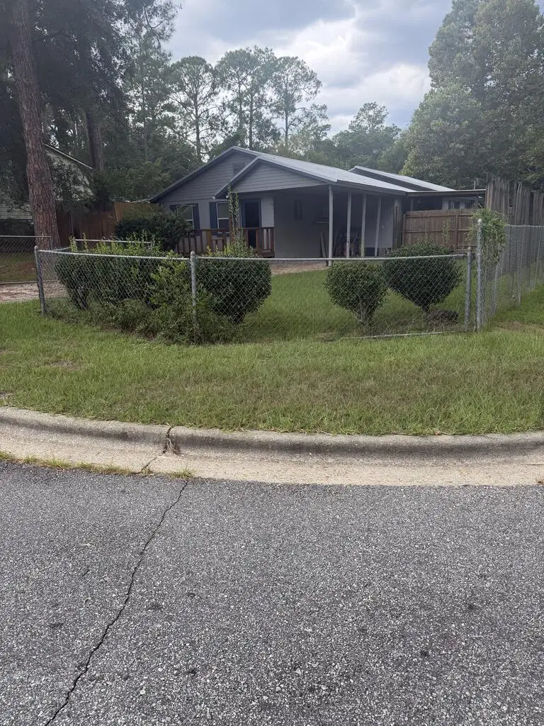 601 SE South Maple Street, Albany, GA 31705 - #1