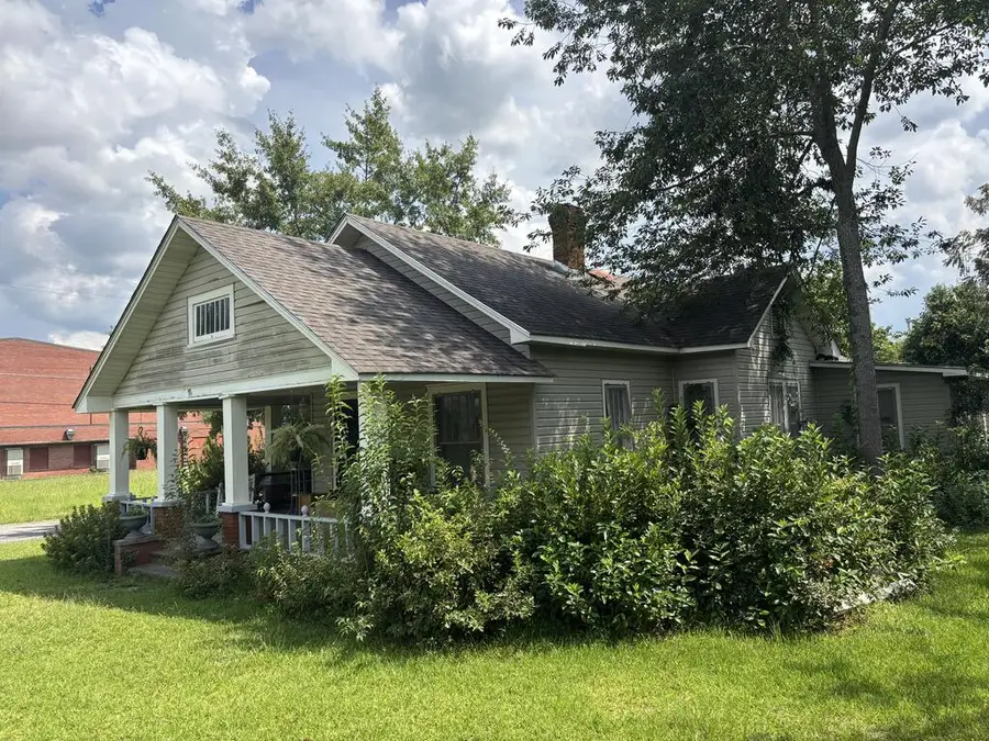 602 W Jessamine Street, Fitzgerald, GA 31750 - #2