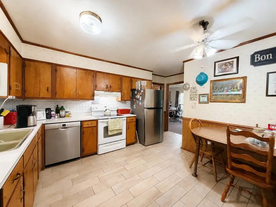 4917 Holly Hill Road, Albany, GA 31721 - #2