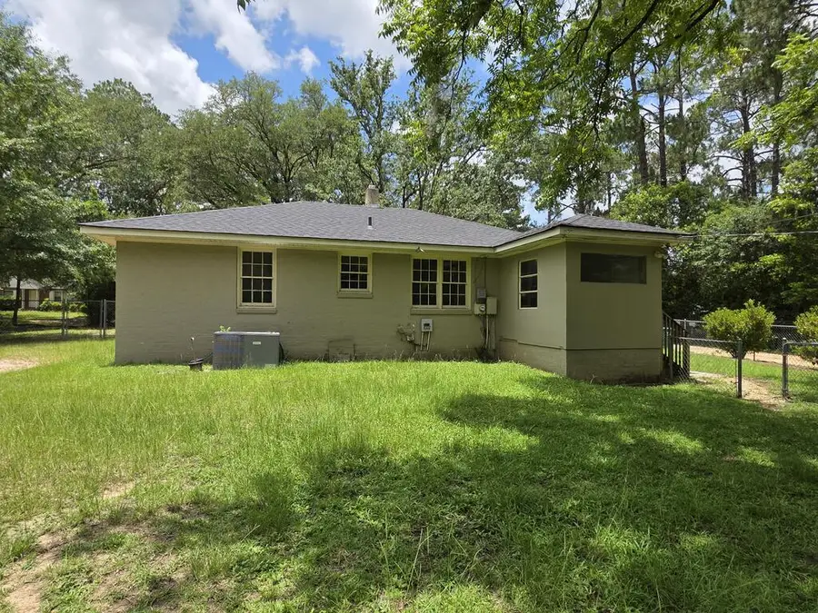 1704 Cleveland Street, Albany, GA 31701 - #2