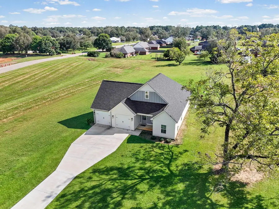 103 Chelmsford Court, Leesburg, GA 31763 - #2