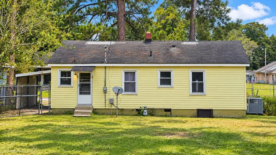 518 Dorsett Ave, Albany, GA 31701 - #2