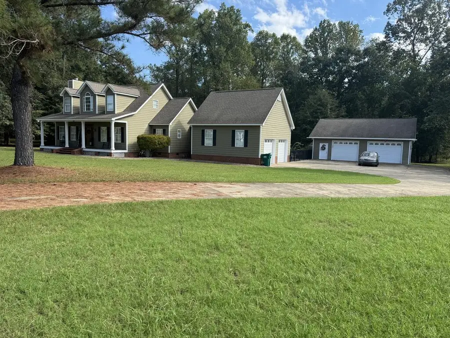 240 Highland Oaks Drive, Albany, GA 31701 - #3