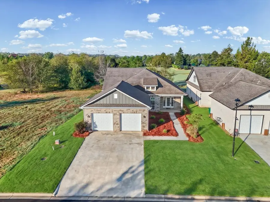 225 Wentworth Ln, Albany, GA 31721 - #3