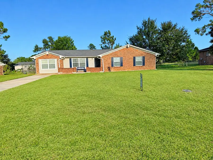 410 NW Pine Glen Dr, Albany, GA 31705 - #2