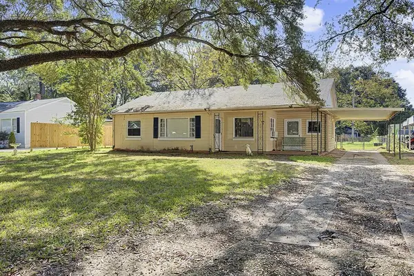 810 Tenth Ave, Albany, GA 31701