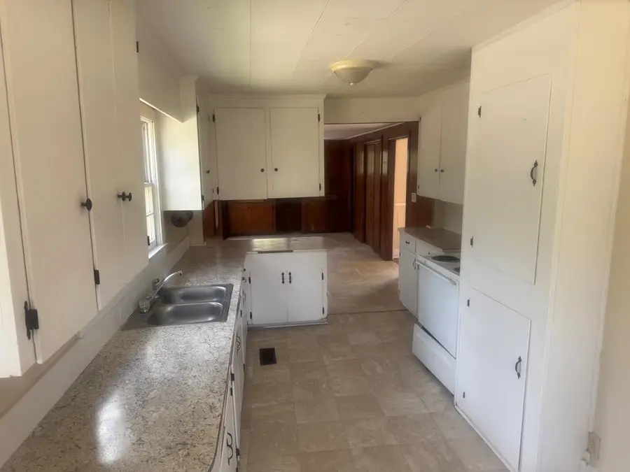 125 6th Ave Nw, Cairo, GA 39828 - #3