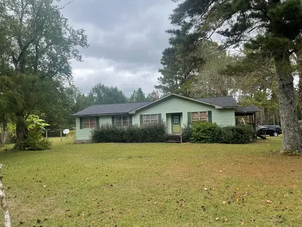 3667 Lake Douglas Rd, Bainbridge, GA 39819