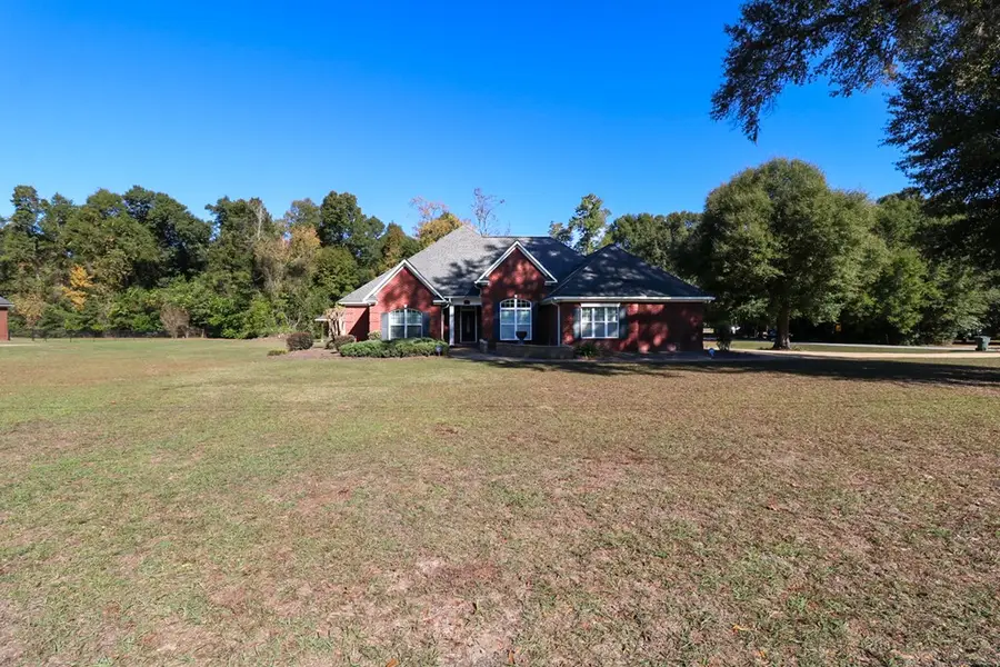 299 Country Club Road, Bainbridge, GA 39819 - Image #2