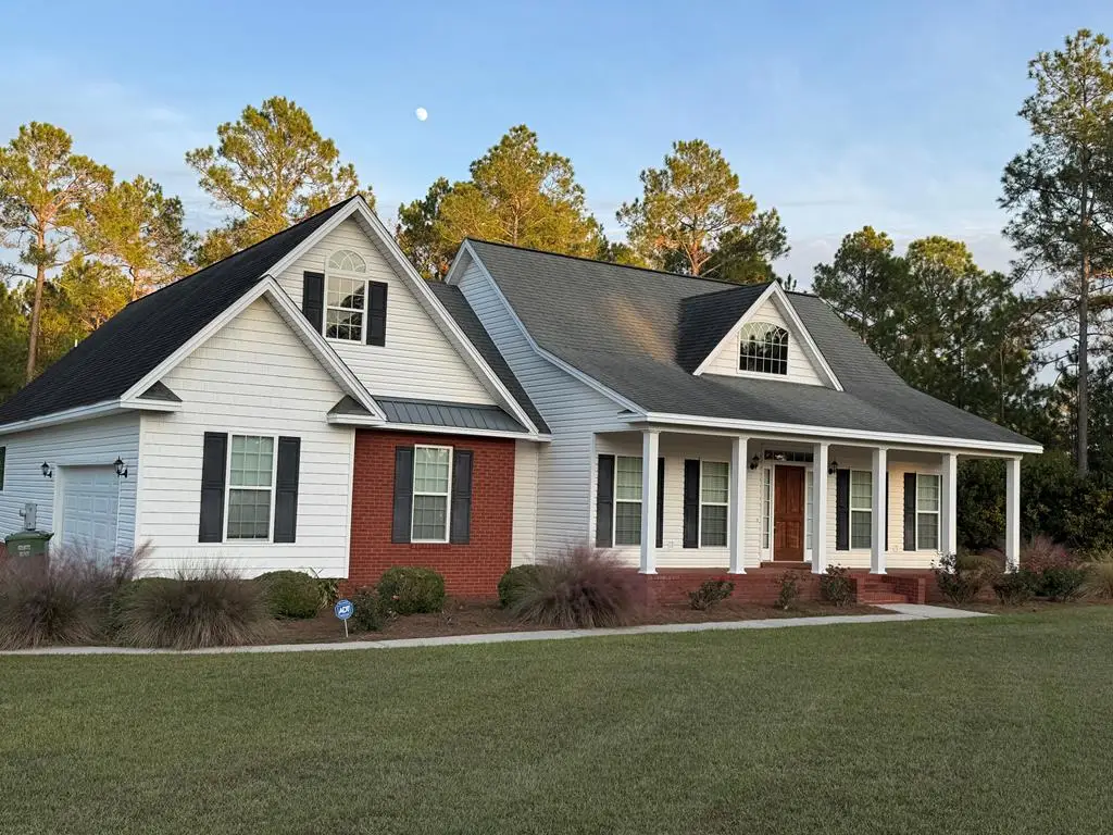 387 Tanglewood Dr, Moultrie, GA 31768 - Image #1