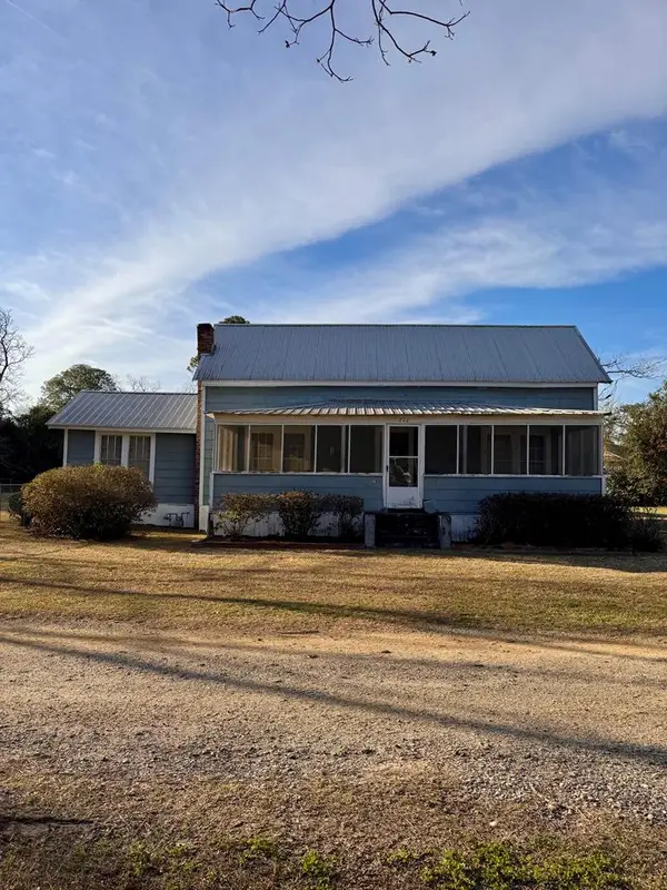 277 Porter Street Sw, Pelham, GA 31779