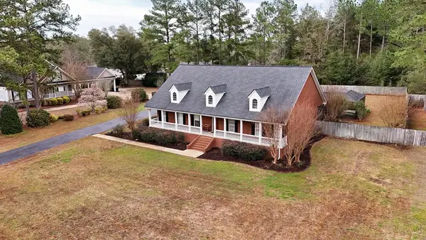 1024 Meadow Ridge Dr., Bainbridge, GA 39819