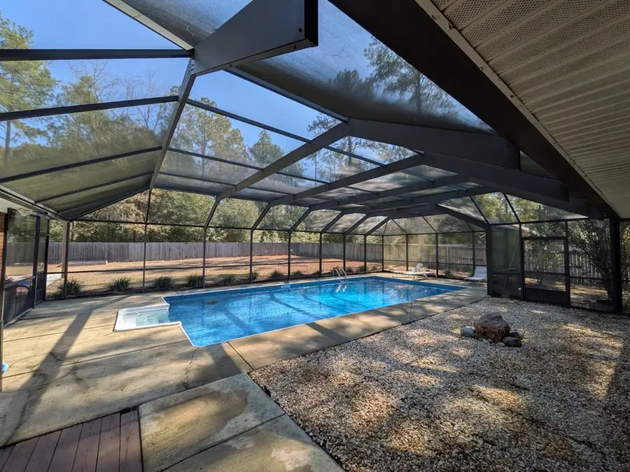 1024 Meadow Ridge Dr., Bainbridge, GA 39819 - #3