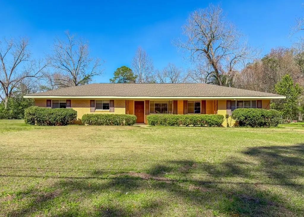 570 E Pine Street, Colquitt, GA 39837 - #1