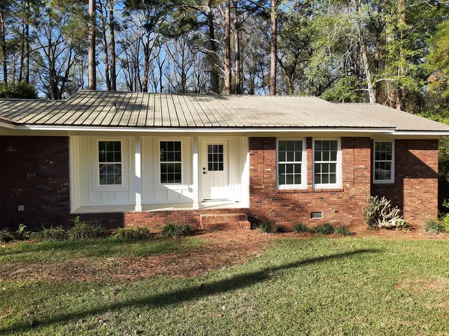 2216 Azalea Dr., Moultrie, GA 31768 - #2