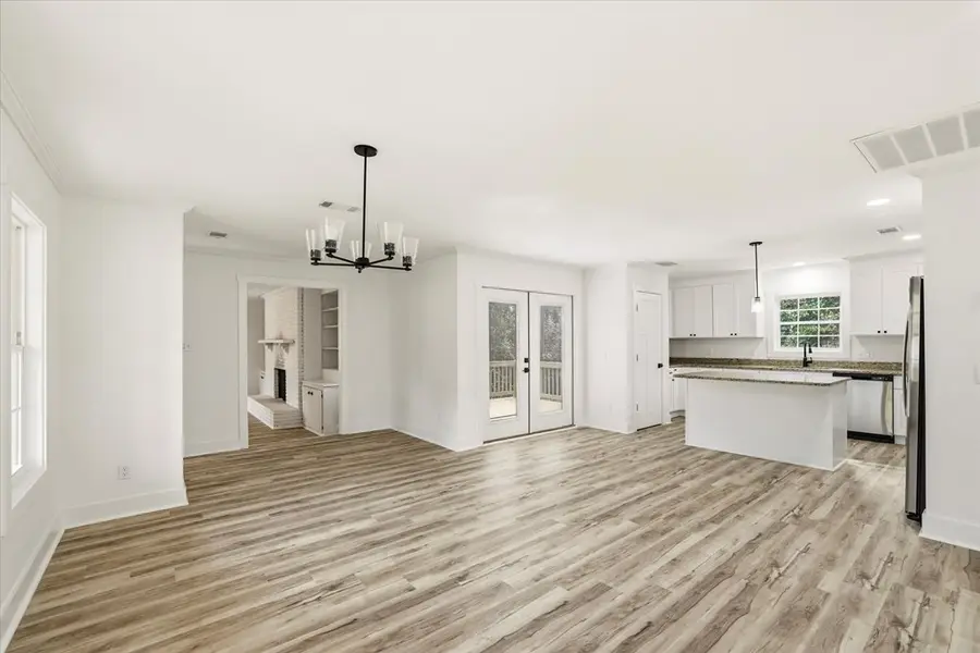 2216 Azalea Dr., Moultrie, GA 31768 - #3