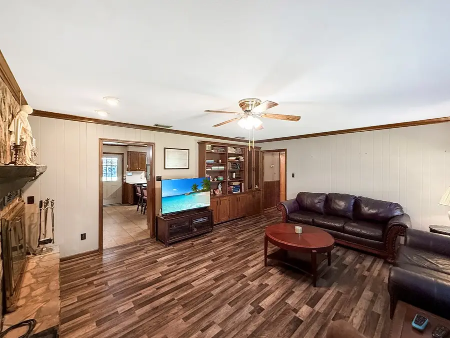 224 Brooks Street, Colquitt, GA 39837 - #3