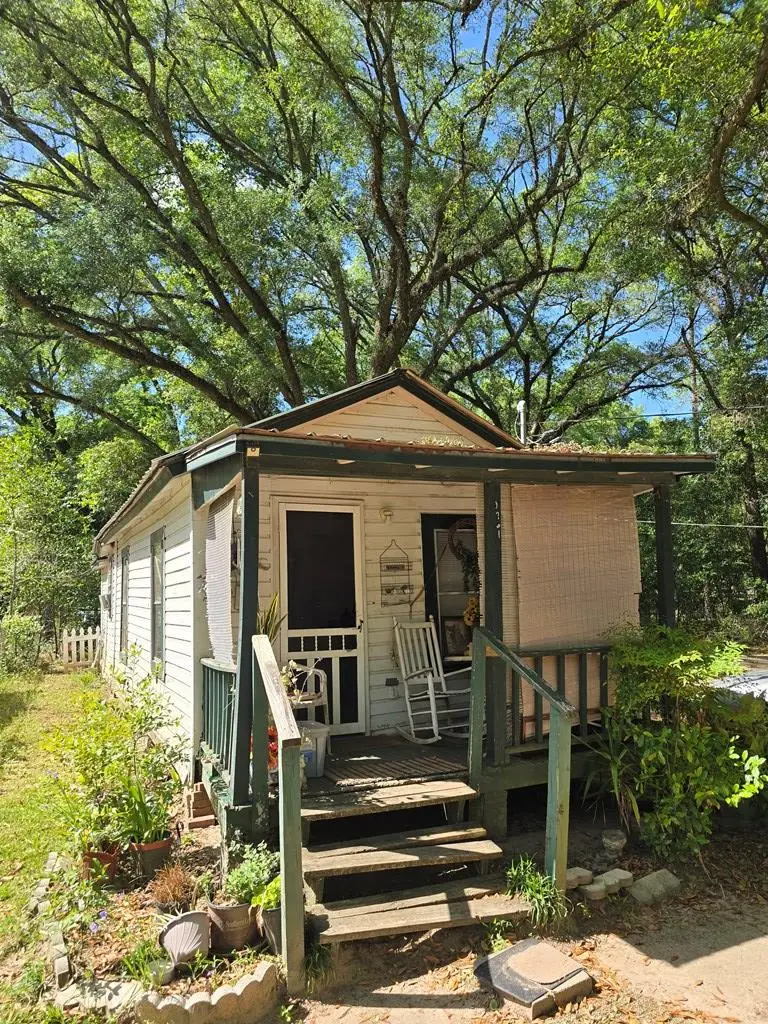 1231 Garland Street, Bainbridge, GA 39817 - #2