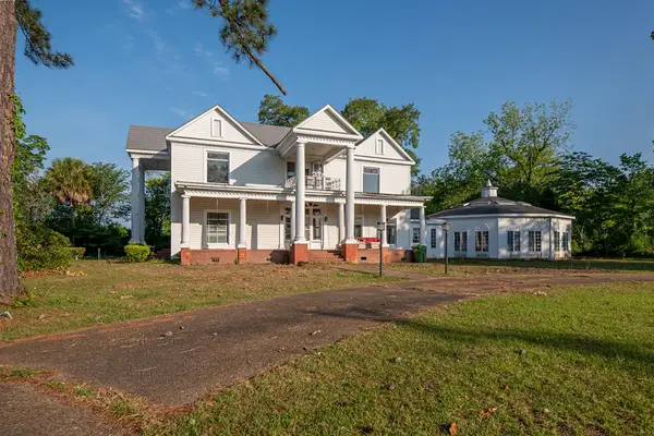 302 Wiley Ave, Donalsonville, GA 39845