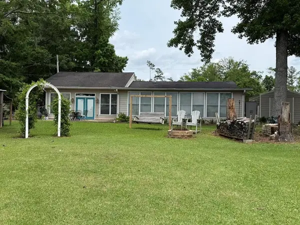 7758 Fairchild Dr, Donalsonville, GA 39845
