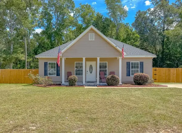 904 Timberlane Rd, Bainbridge, GA 39817