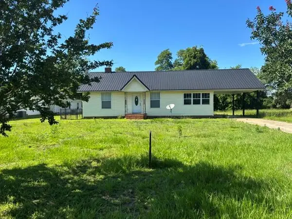 202 W 4th Street, Donalsonville, GA 39845