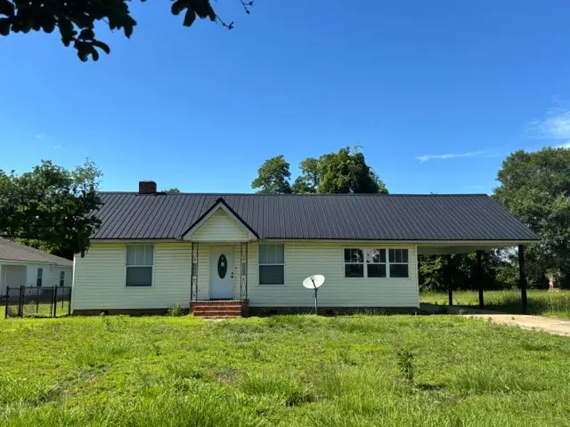 202 W 4th Street, Donalsonville, GA 39845 - #2