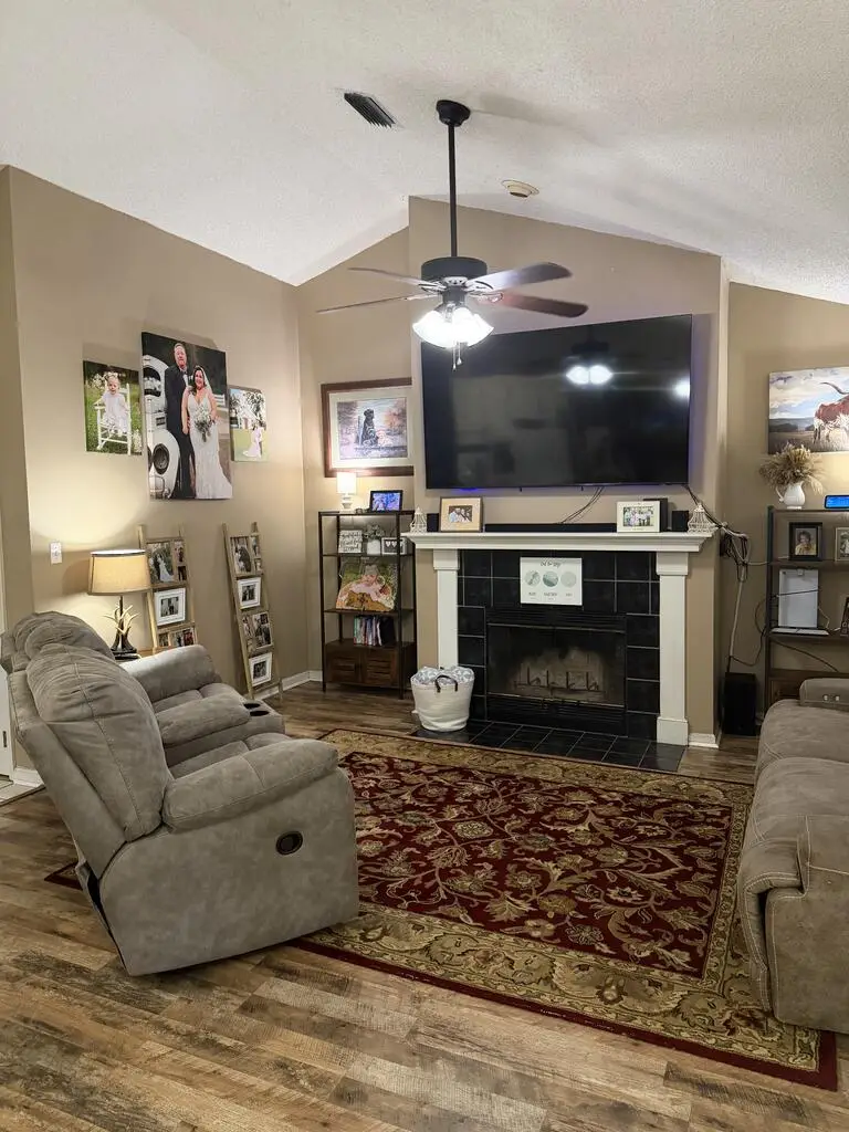 1014 SE 3rd St, Cairo, GA 39828 - #2
