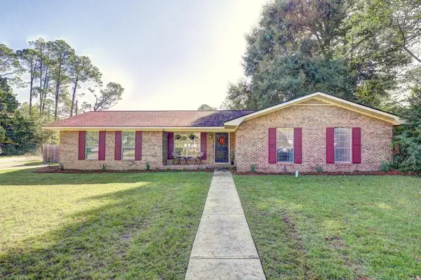 1101 Morningside Dr, Bainbridge, GA 39819
