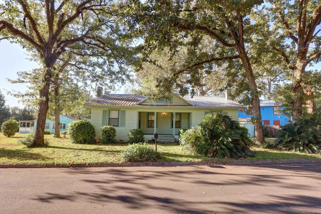 408 Circle Drive, Bainbridge, GA 39819 - #1