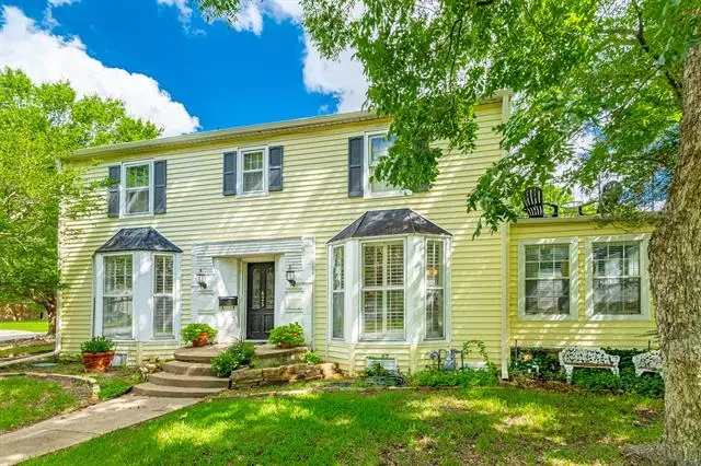 425 W Belden Street, Sherman, TX 75092 - #3