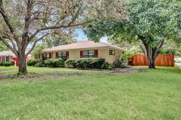 437 Summit Drive, Richardson, TX 75081