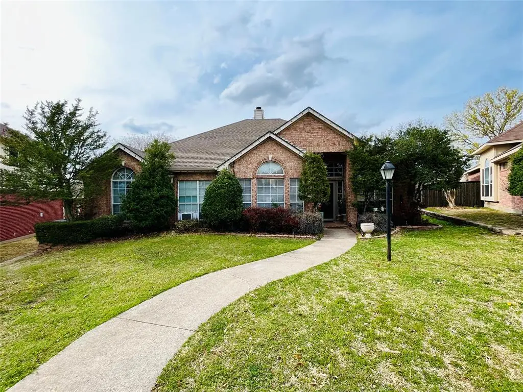 2403 Brookchase Drive, Mesquite, TX 75181 - Image #1