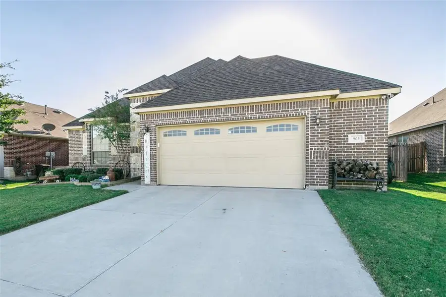 905 Cloudlock Drive, Saginaw, TX 76179 - Image #3