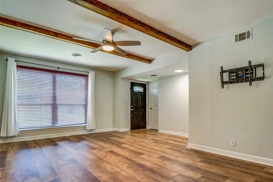 3515 Bangor Court W, Irving, TX 75062 - Image #3