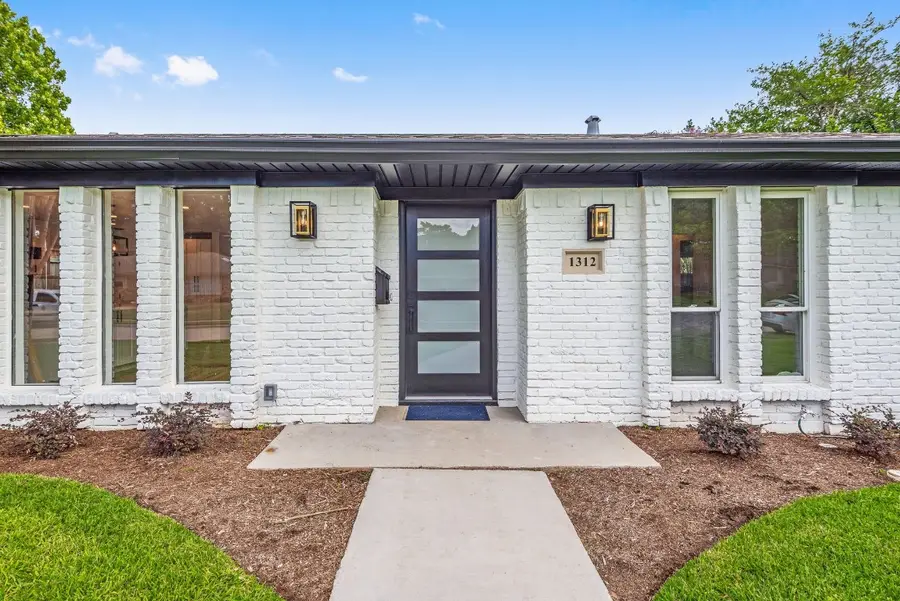 1312 Oakhill Drive, Plano, TX 75075 - Image #3