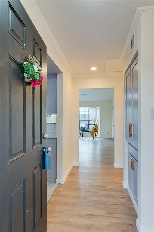 2733 Silver Creek Drive #205, Arlington, TX 76006 - Image #3