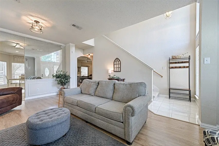 617 Crystal Brook Drive, Saginaw, TX 76179 - Image #3