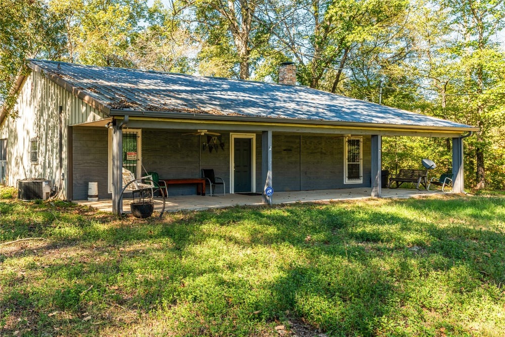 1355 County Road 3335, Avery, TX 75554 ERA