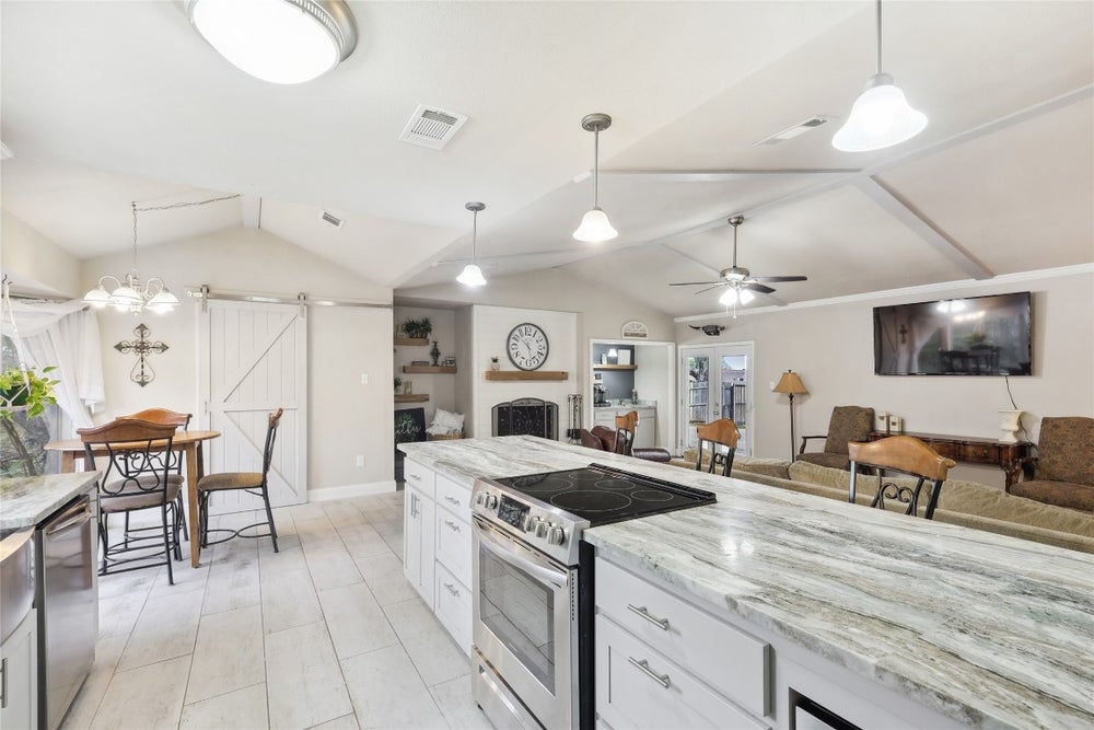 7729 Quail Ridge Street, Fort Worth, TX 76179 ERA