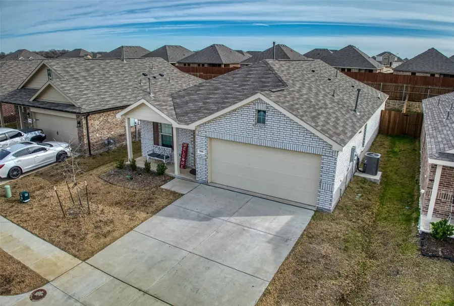 1105 Wildflower Street, Ennis, TX 75119 - #3