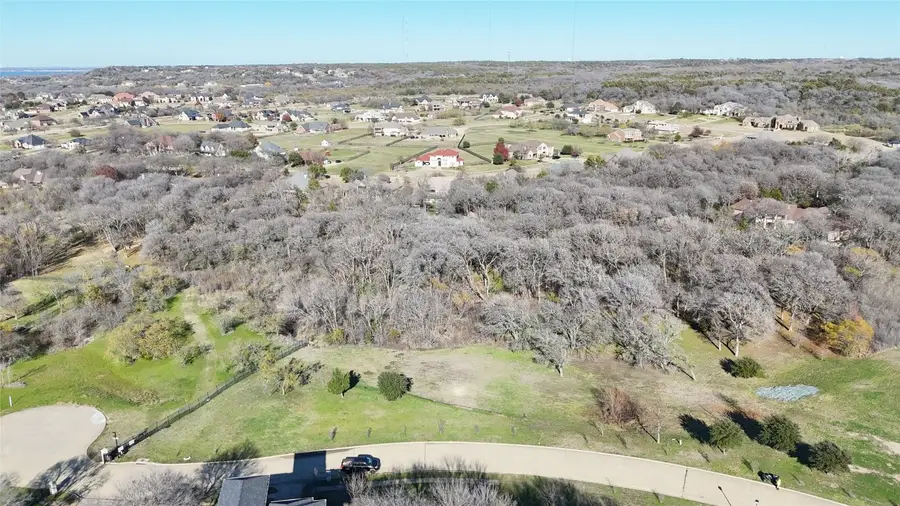 2459 Creekwood Drive, Cedar Hill, TX 75104 - Image #2