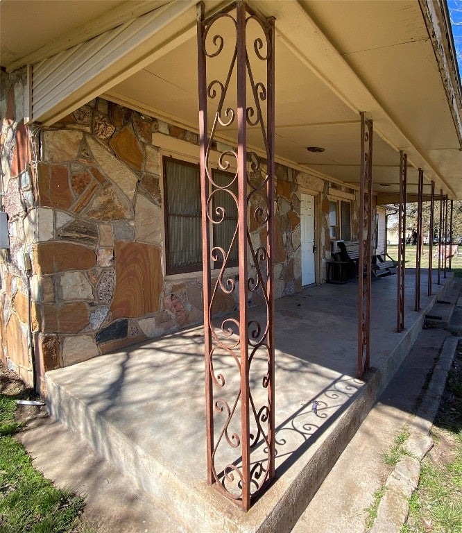 22911 County Road 596, Cross Plains, TX 76443 ERA