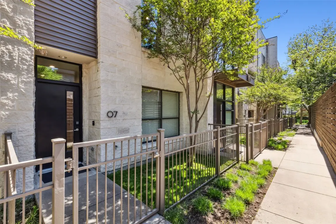 4111 Newton Avenue #7, Dallas, TX 75219 - #1