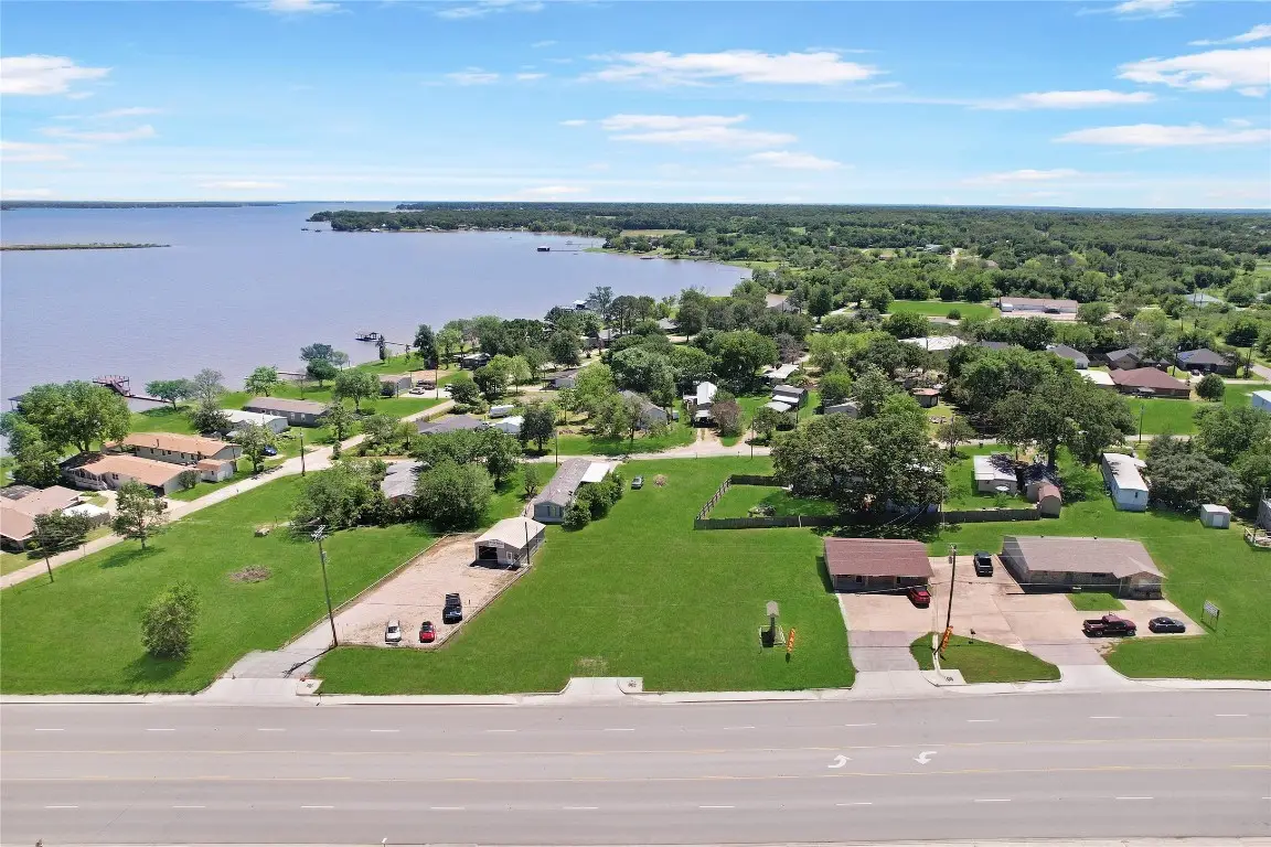 1027 E Cedar Creek Parkway, Kemp, TX 75143 - #1