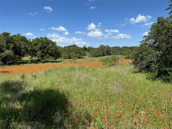 1079 Lake Breeze Drive, Brownwood, TX 76801