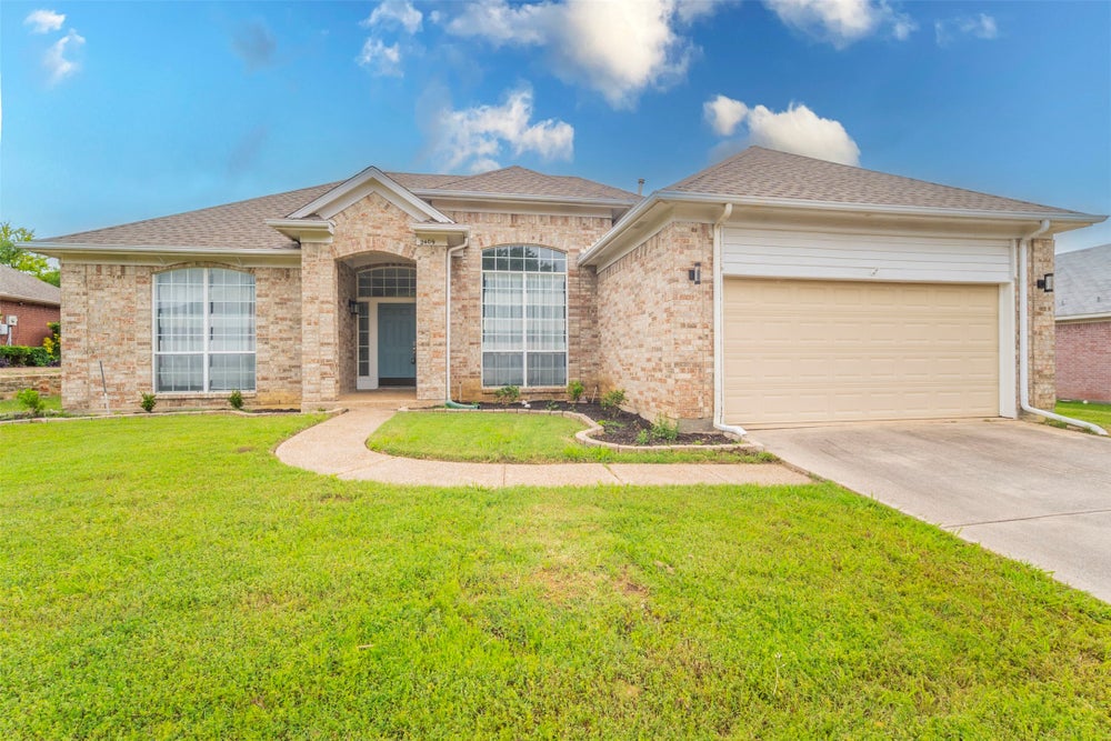 2409 Columbia Drive, Flower Mound, TX 75022 - ERA