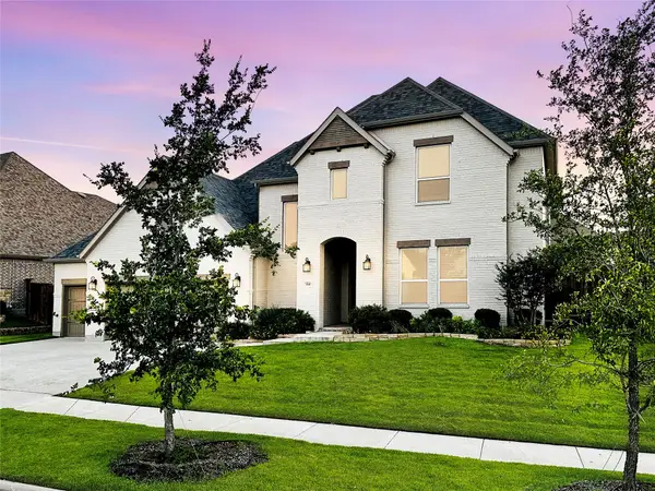 1800 Shade Tree Street, Fort Worth, TX 76008