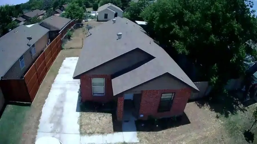 5208 Carol Avenue, Fort Worth, TX 76105 - Image #2