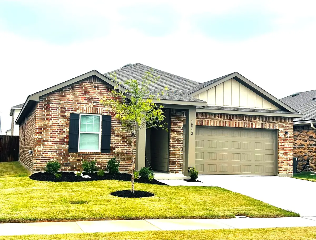 10312 Bridgetown Lane, Fort Worth, TX 76036 - #1